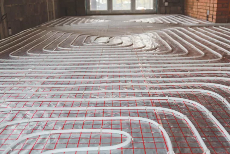 Pose de plancher chauffant sur le carrelage existant, Eyguières, BSP